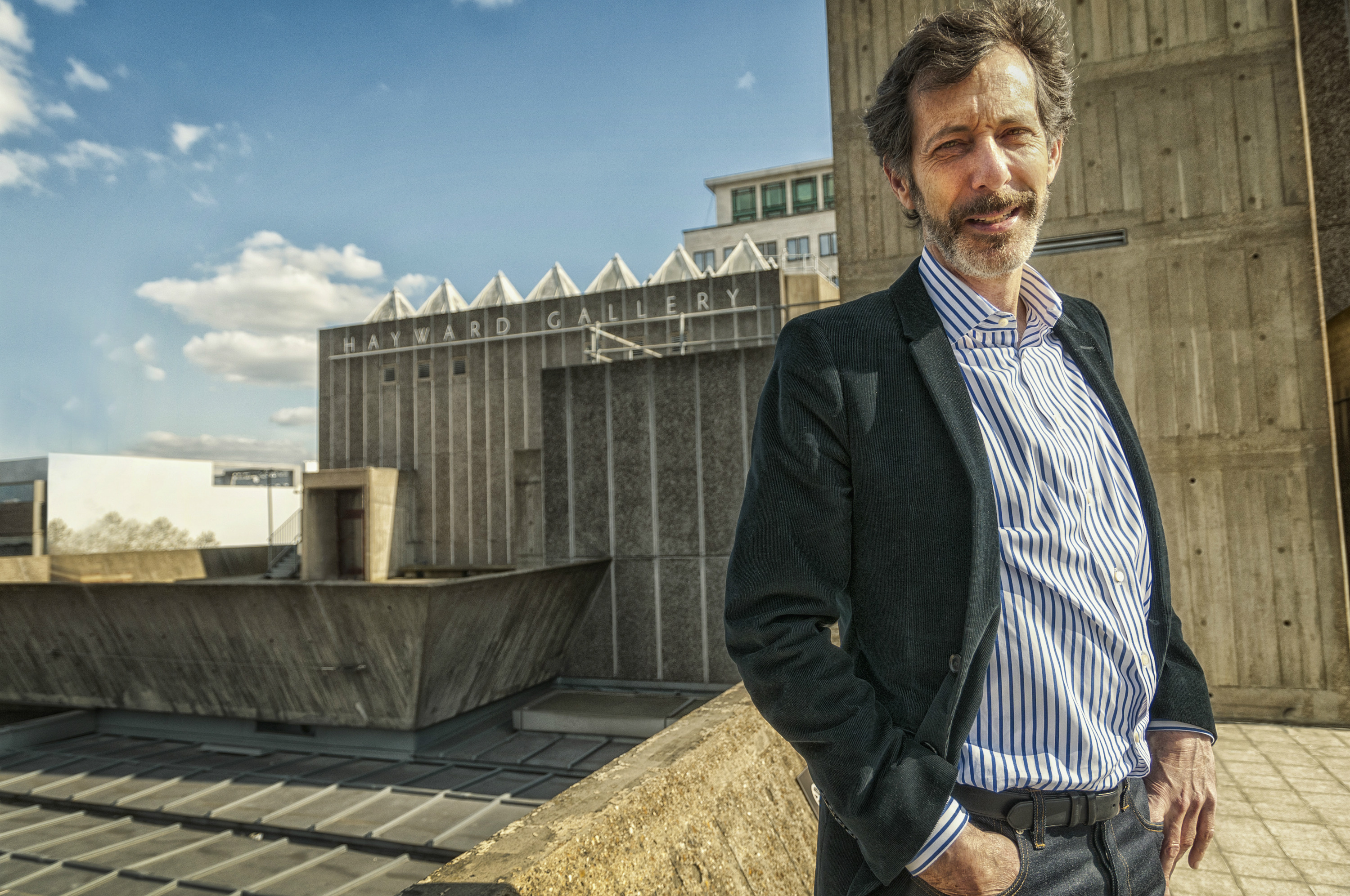 Bienal de Venecia: Conozca a Ralph Rugoff, el curador que busca tiempos interesantes