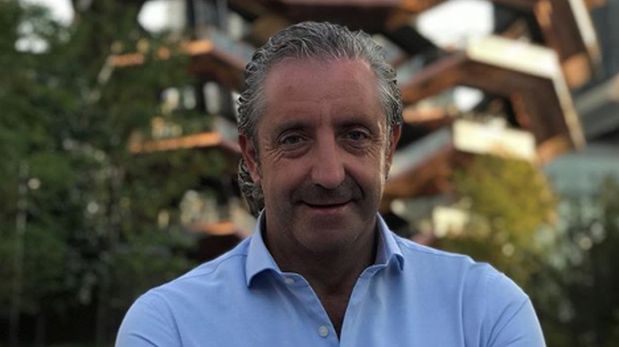 Conductor de "El Chiringuito" hace el ridículo por abusar del Photoshop al intentar lucir delgado