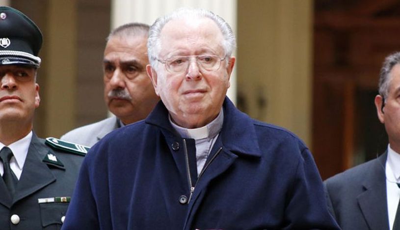 Iglesia chilena deberá indemnizar a víctimas del sacerdote Fernando Karadima