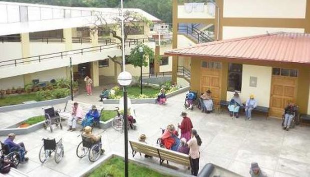 Apurímac:ocho años de prisión para dos ex funcionarios degobierno regional