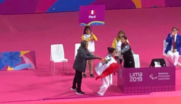 Espinoza venció a la mexicana Claudia Romero por 20 puntos de diferencia.