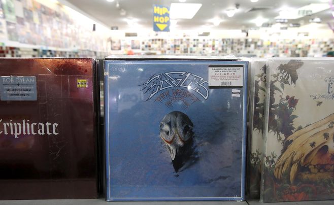 El disco más vendido del mundo: los Eagles superan a Michael Jackson