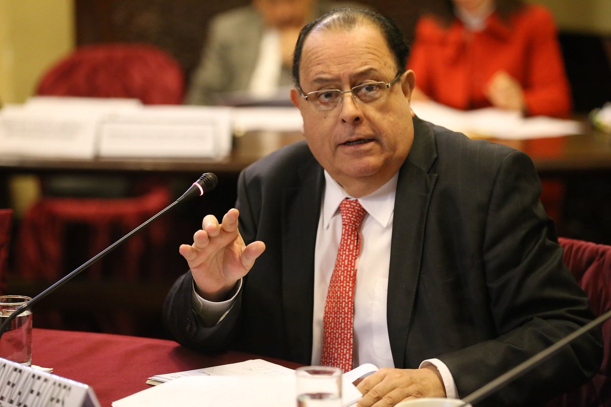 Velarde: Estimado de crecimiento económico en 2018 podría elevarse