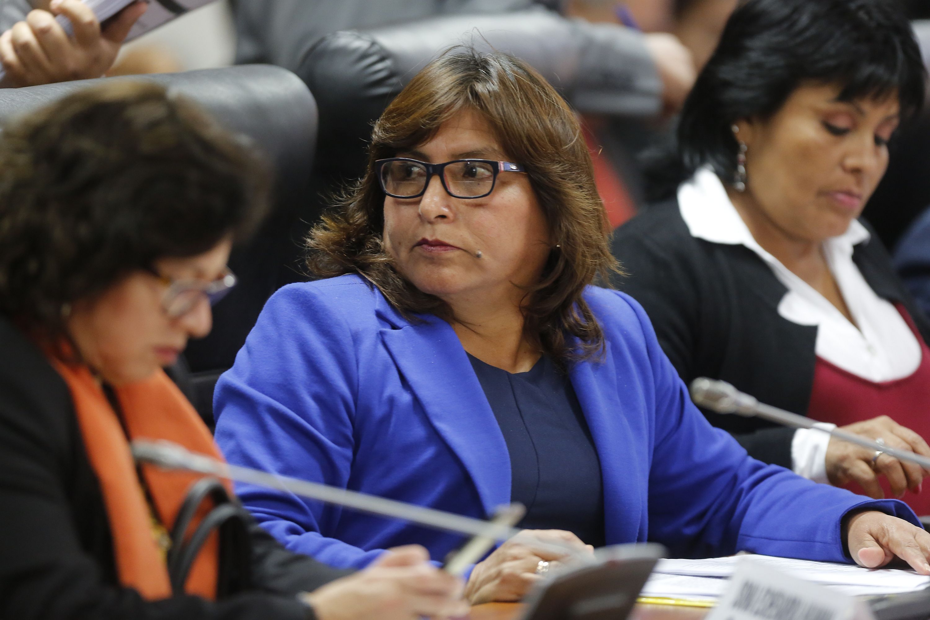 Piden que denuncia contra Ananculi sea vista en Comisión de Ética