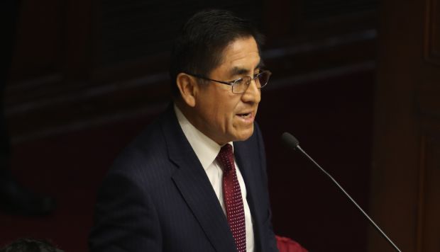 Las nuevas imputaciones a César Hinostroza y los ex consejeros