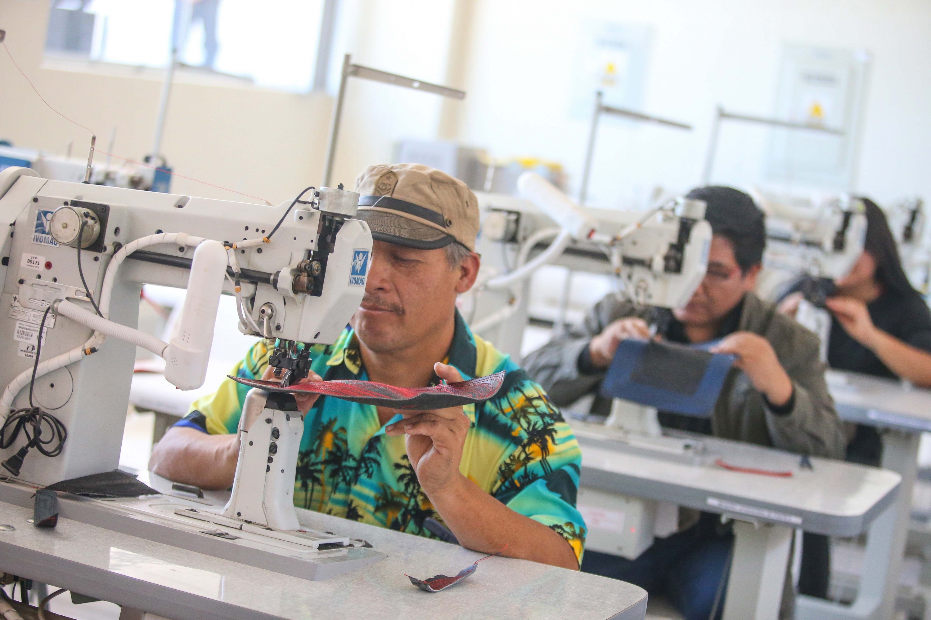 América Latina tiene 60 años de atraso en productividad, según informe de CAF