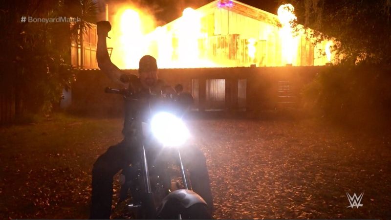 The Undertaker venció a AJ Styles en una lucha de cementerio. (WWE)