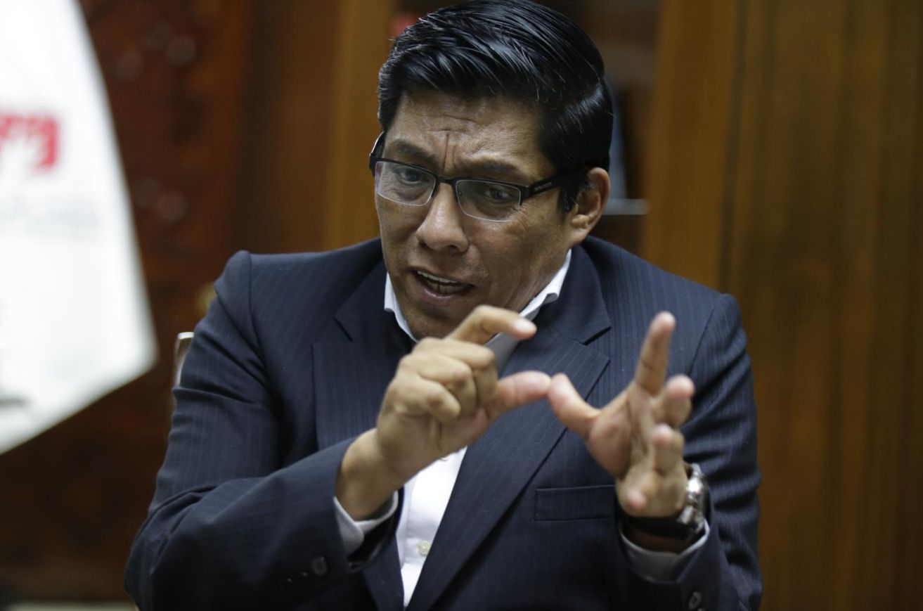 "No hay marcha atrás" en proyecto de adelanto de elecciones, afirma Zeballos