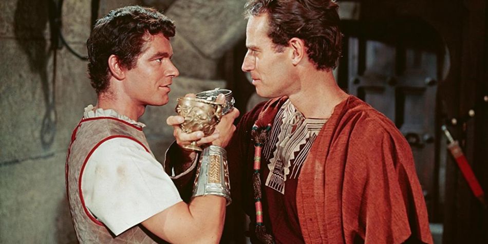 Una de las escenas memorables que darían a entender la relación oculta entre Judá Ben-Hur y Messala. (Foto: Ben-Hur)