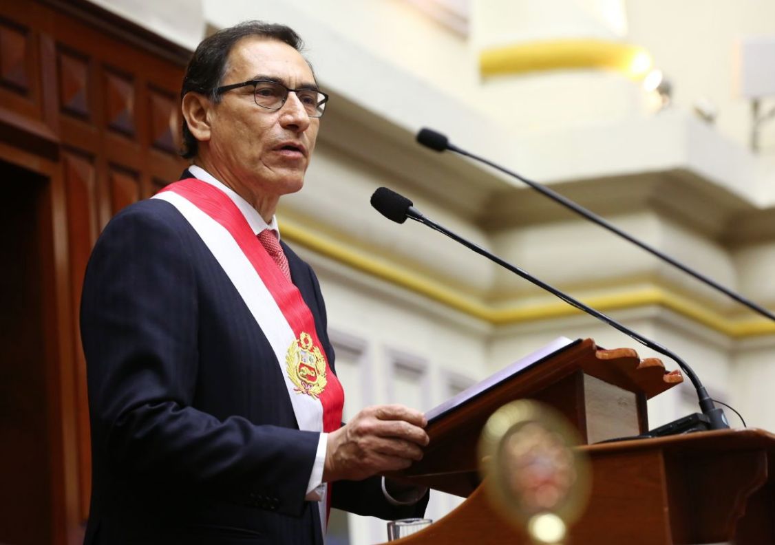 Martín Vizcarra, un forastero con pocas balas que debe restaurar la política peruana