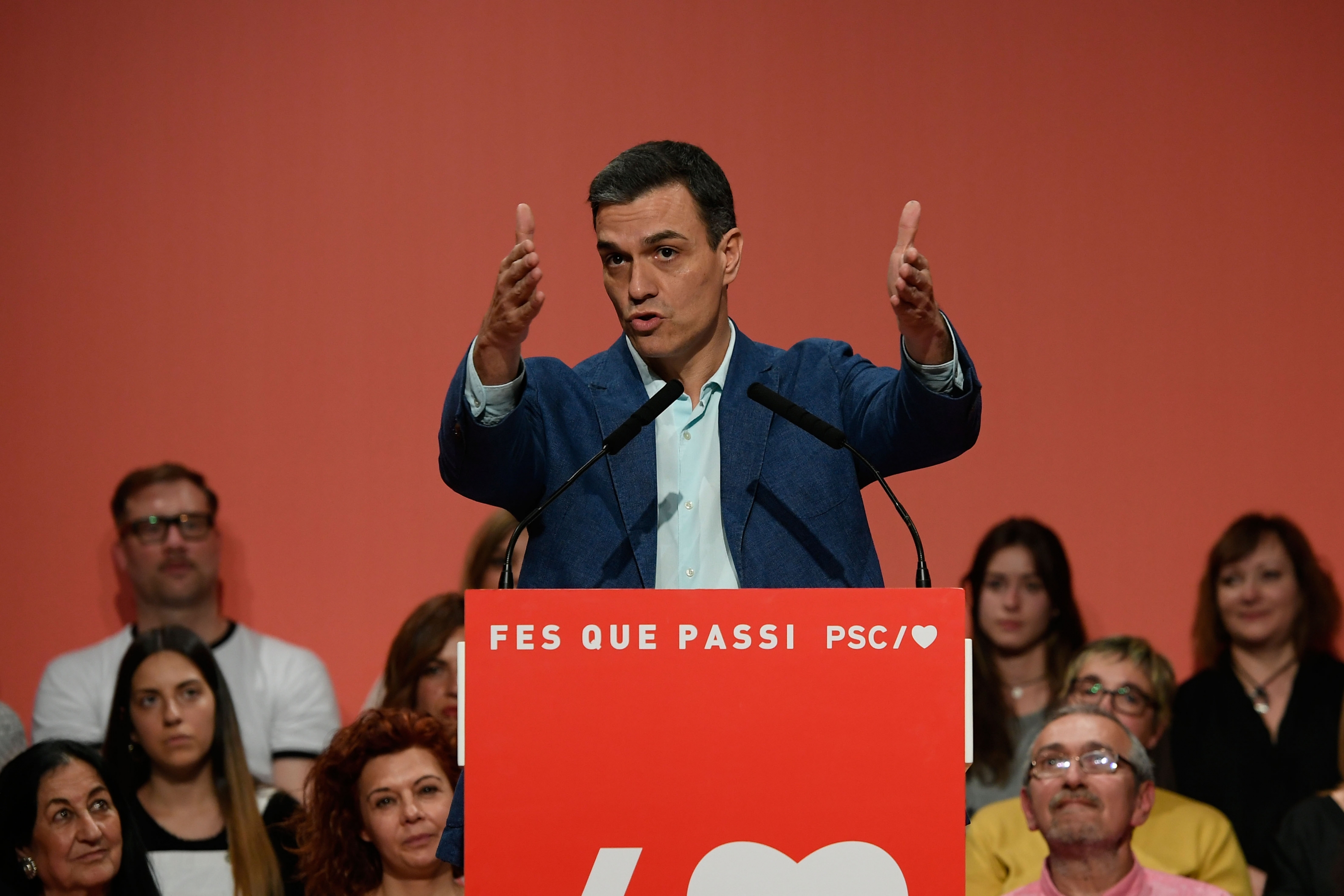 Pedro Sánchez podría permanecer como presidente del gobierno. (Foto: AFP)