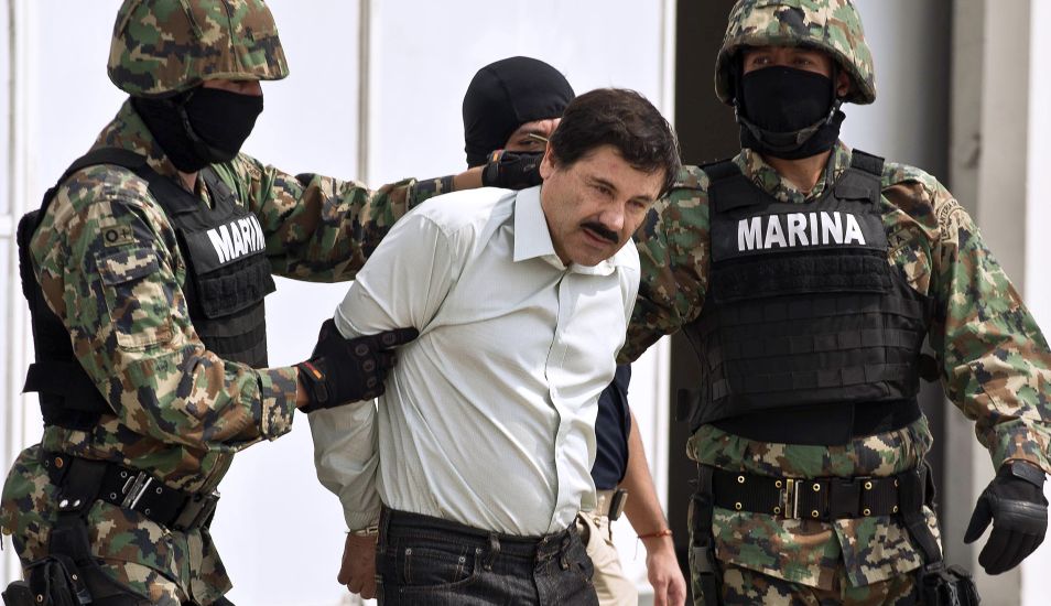 La pena de muerte fue descartada para Joaquín ‘El Chapo’ Guzmán desde antes de su juicio como parte del acuerdo para extraditarlo de México a EE.UU. (Foto: AFP)