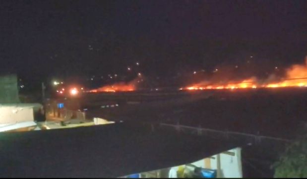 Reportan incendio forestal en las inmediaciones del aeropuerto de Huánuco