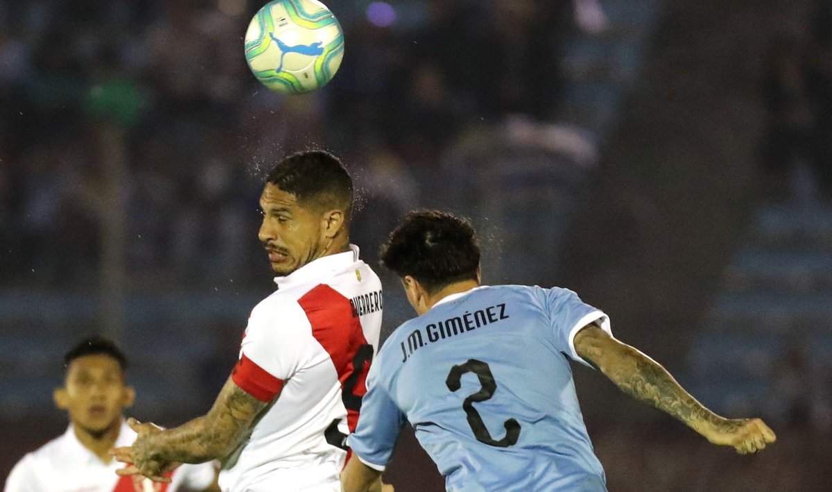 Uruguay nos ganó 1-0 y la sacamos barata los primeros 20 minutos. Nos desbordaron por todos lados y sin Suárez ni Cavani