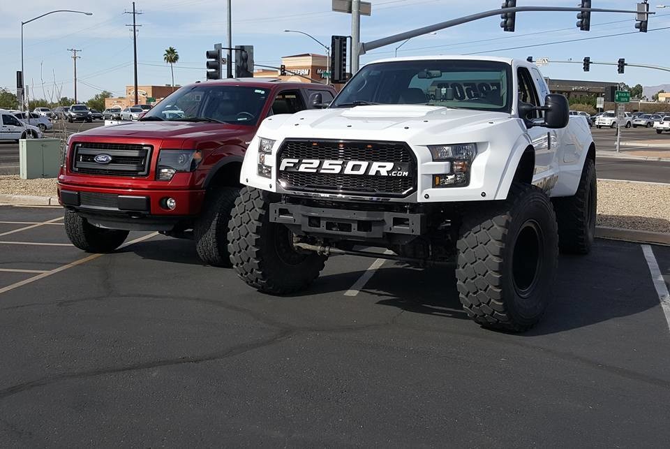 Conoce al F-250 MegaRaptor, la versión más brutal del Ford F-150 | VIDEO