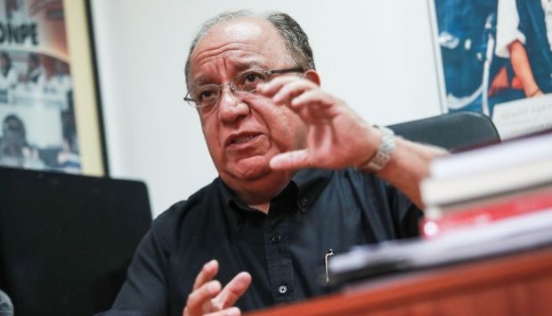 Tuesta califica de "muy grave" que no se haya eliminado el voto preferencial