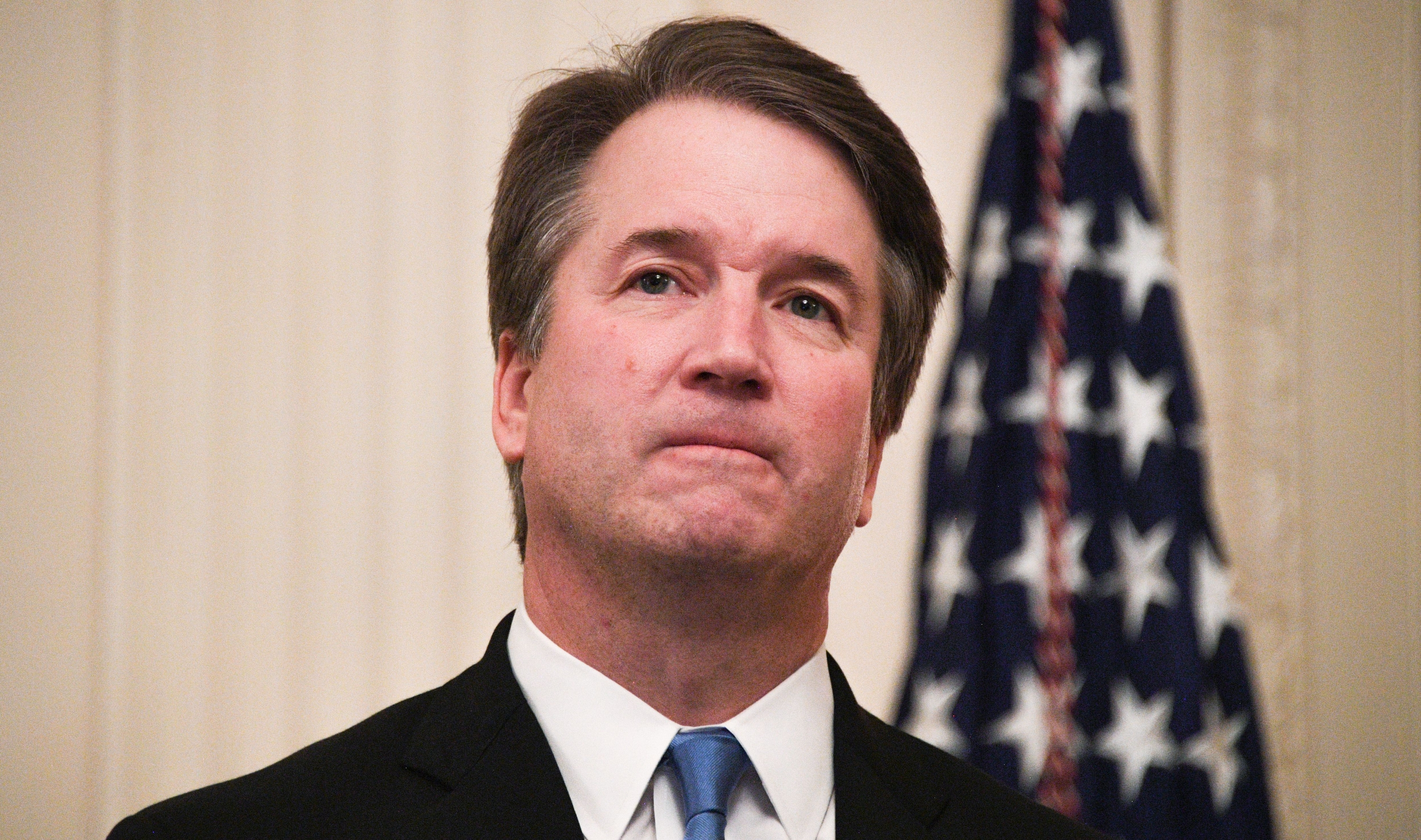 Juez supremo Brett Kavanaugh afronta nueva acusación de connotación sexual