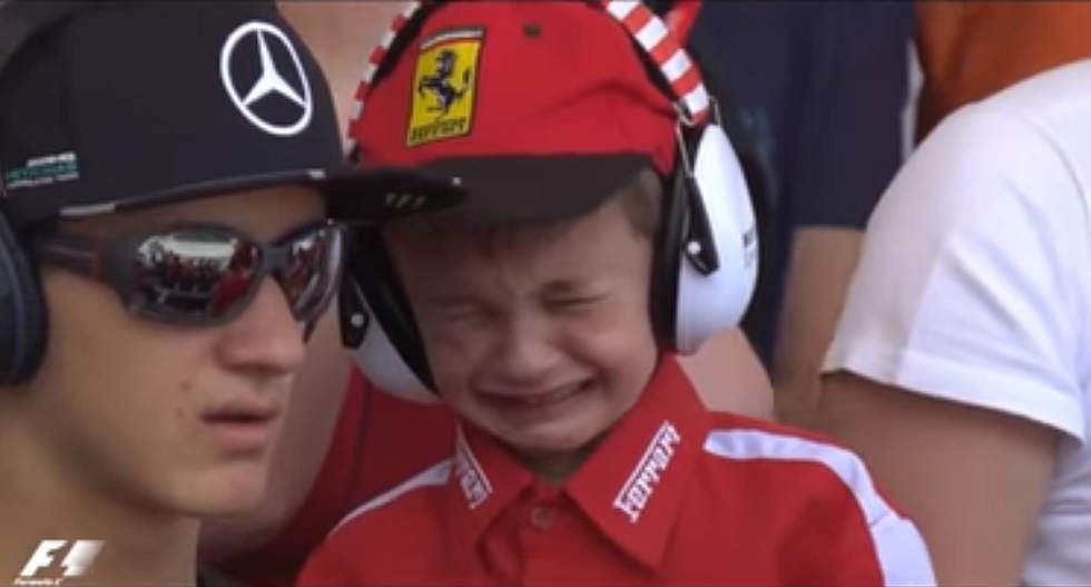 Mira el gesto de Kimi con un fan que lloraba su derrota