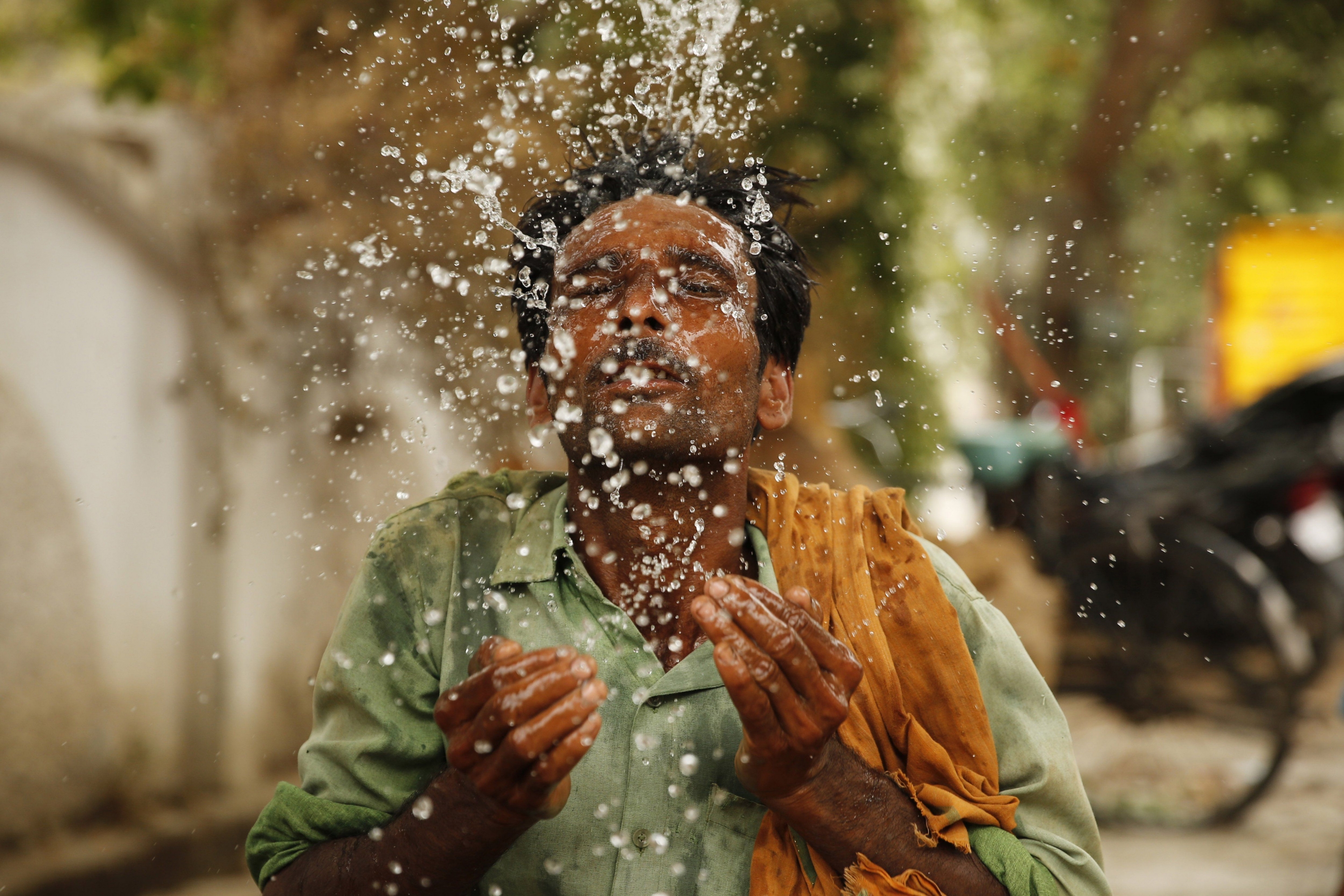 Una gran parte del norte de la India sufre desde hace más de dos semanas de un fuerte calor. (AP)