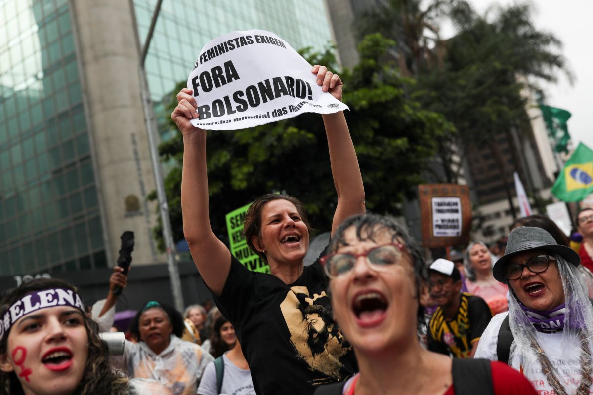 Día Internacional de la Mujer en Brasil: Miles de mujeres marchan por ...