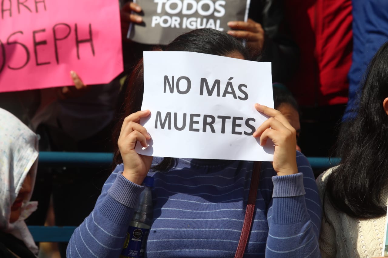 Protesta en los exteriores. (Alessandro Currarino/GEC)