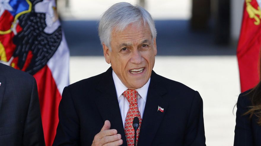 Piñera afirma que no descarta una reforma constitucional en Chile