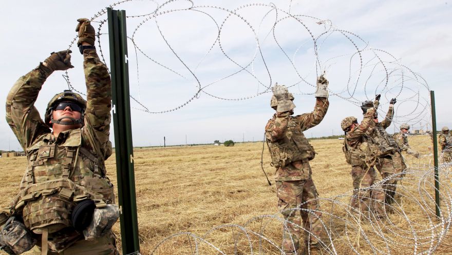 Pentágono movilizará a 250 militares hacia la frontera de Texas por caravana migrante
