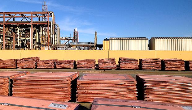 Cobre toca máximos de una semana por optimismo sobre demanda china