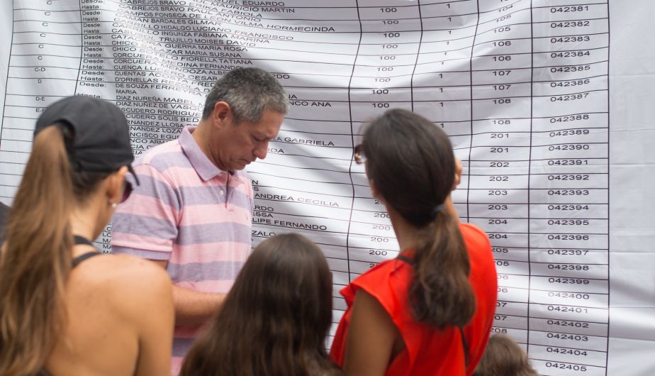 Defensoría del Pueblo pide a partidos cuota de género mayor al 30% en listas parlamentarias