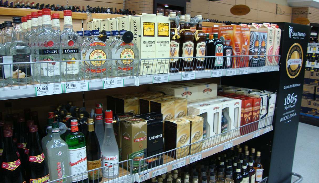 ¿Cometen una infracción los productores de pisco que lo exportan a Chile?