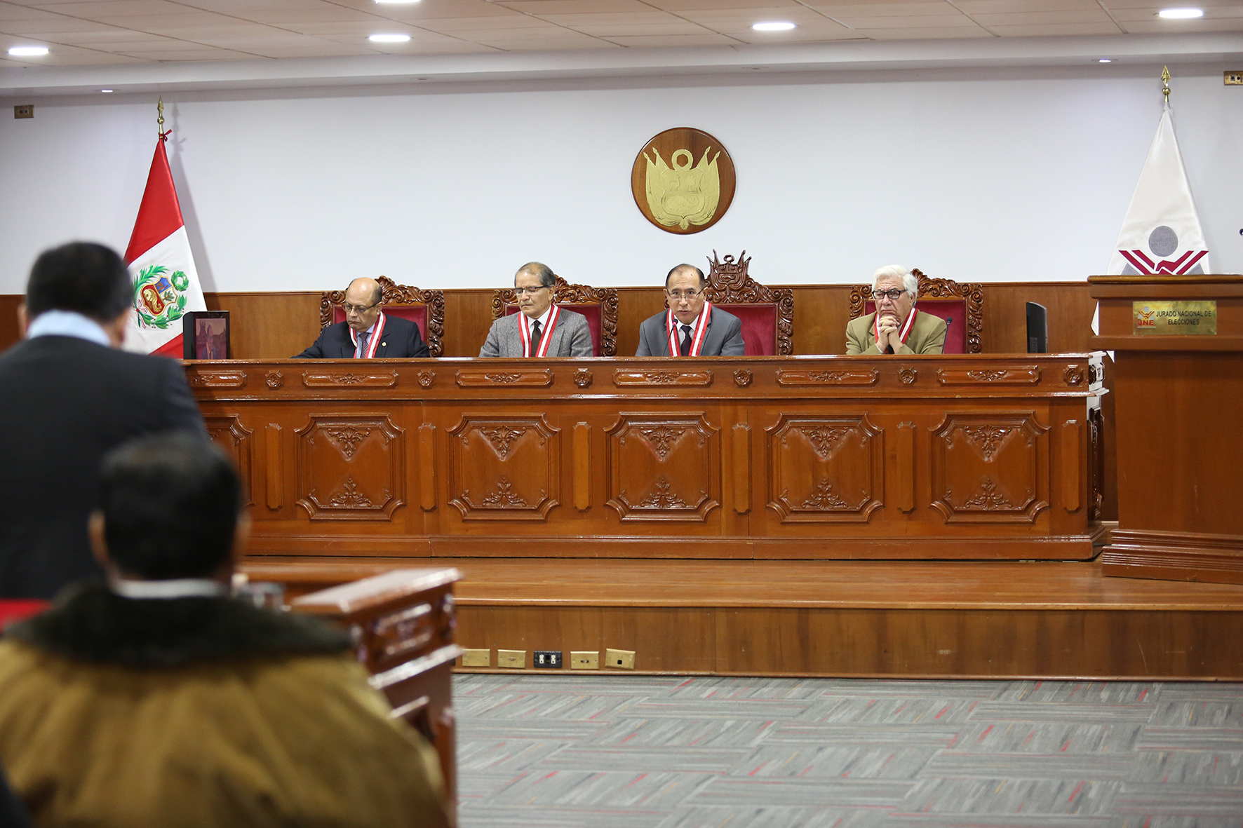 JNE confirma que no habrá reelección de alcaldes