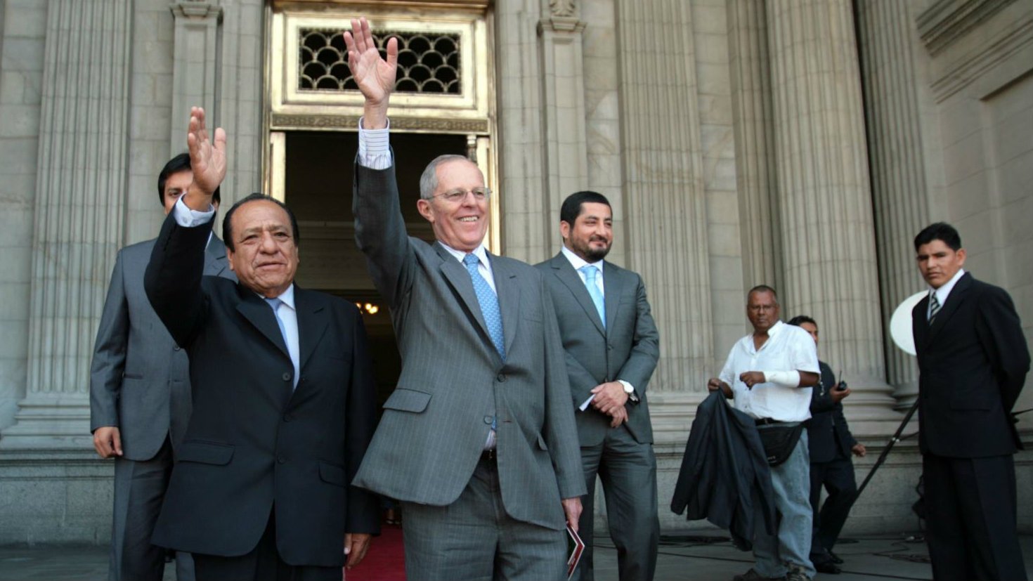 Máximo San Román renunció como consejero presidencial de PPK