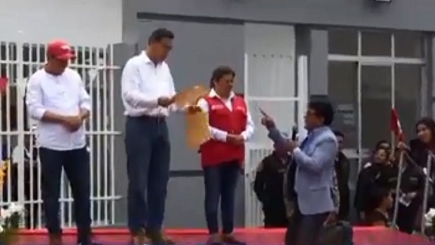 Ruego, luego existo, por Patricia del Río Rincón del autor - El Comercio - Perú