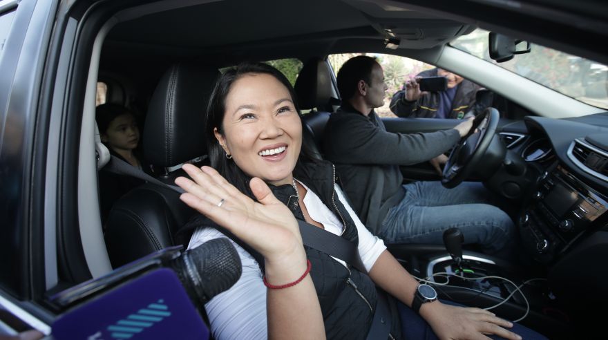 Keiko corre sola tras el centro perdido, por Juan Carlos Tafur