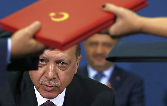 Turquía se debate entre alianzas: ¿con EE.UU. o con Rusia?