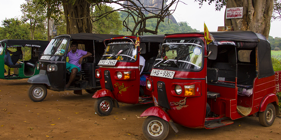 Este es el tuk tuk, muy popular en los países del Ásia. WhatsApp decidió incorporarlo a su listado de emojis. (Foto: Getty Images)