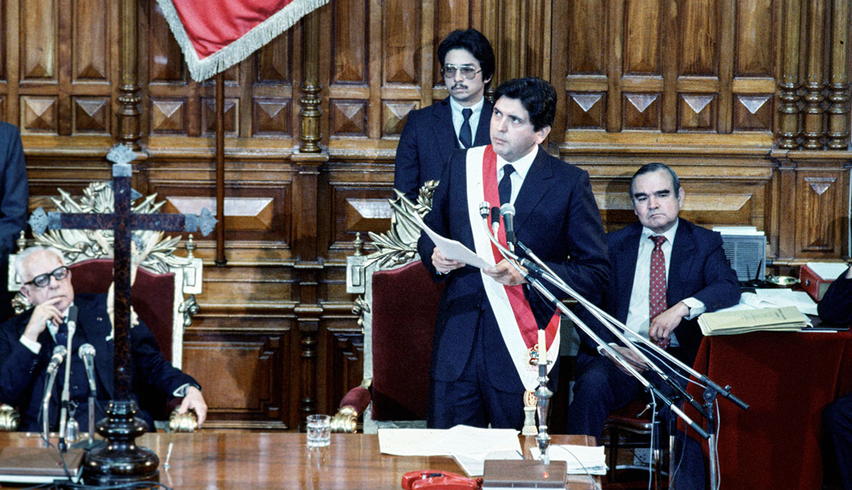 Alan García: una vida política que estuvo marcada por los cuestionamientos