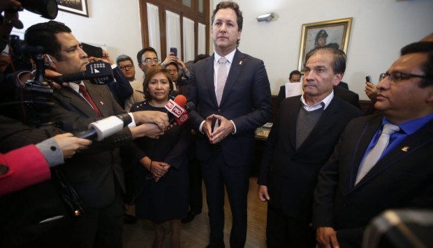 Salaverry preside una segunda lista multipartidaria a la Mesa Directiva del Parlamento