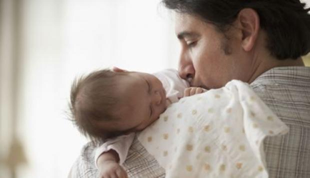 Licencia de paternidad: Todo lo que debes saber sobre este derecho laboral
