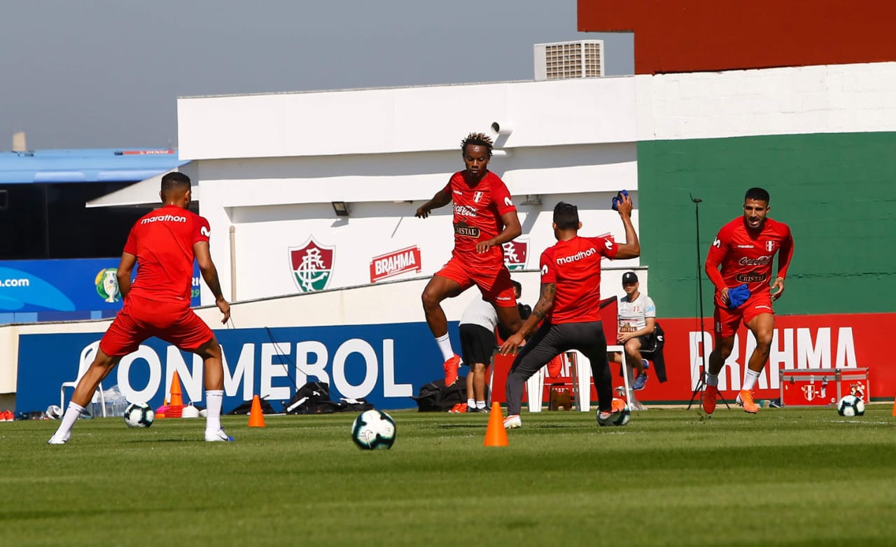 André Carrillo: "Estoy preparado para ayudar al equipo, espero en algún momento jugar"