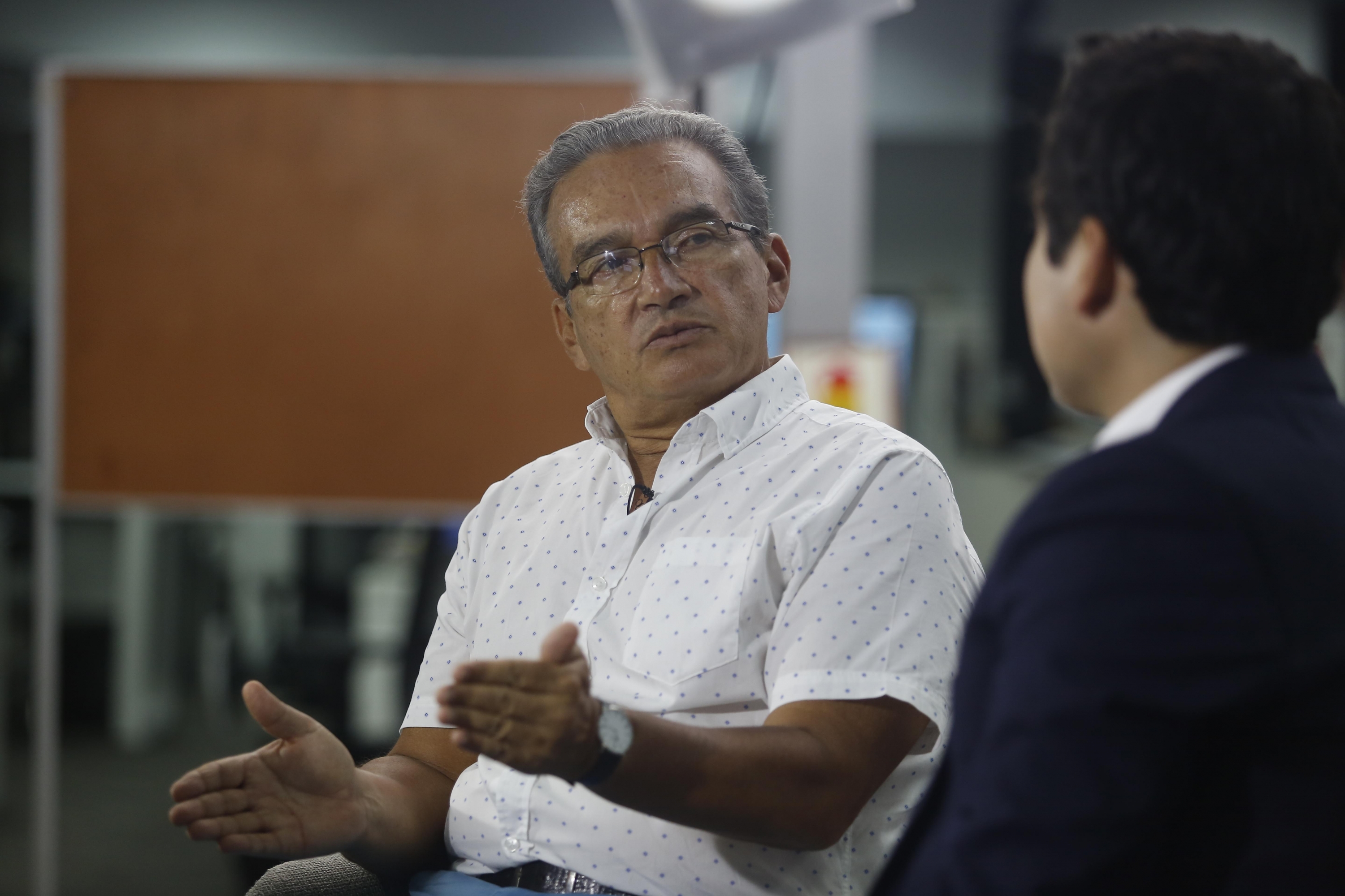 Alejandro Aguinaga: "Las posiciones de vacancia son extremas"