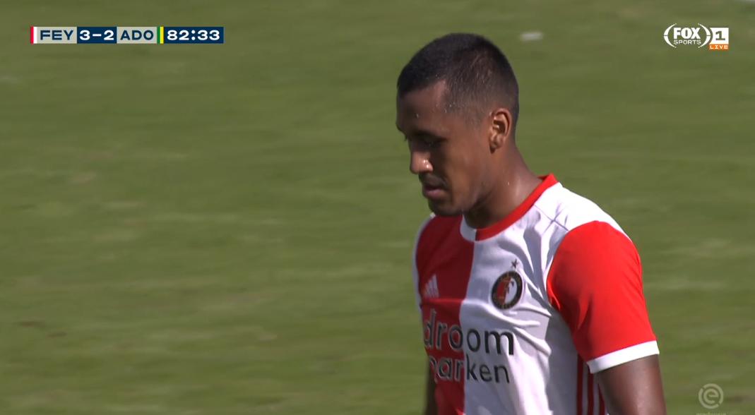 Tapia anotó un gol en propia puerta en la victoria del Feyenoord | VIDEO