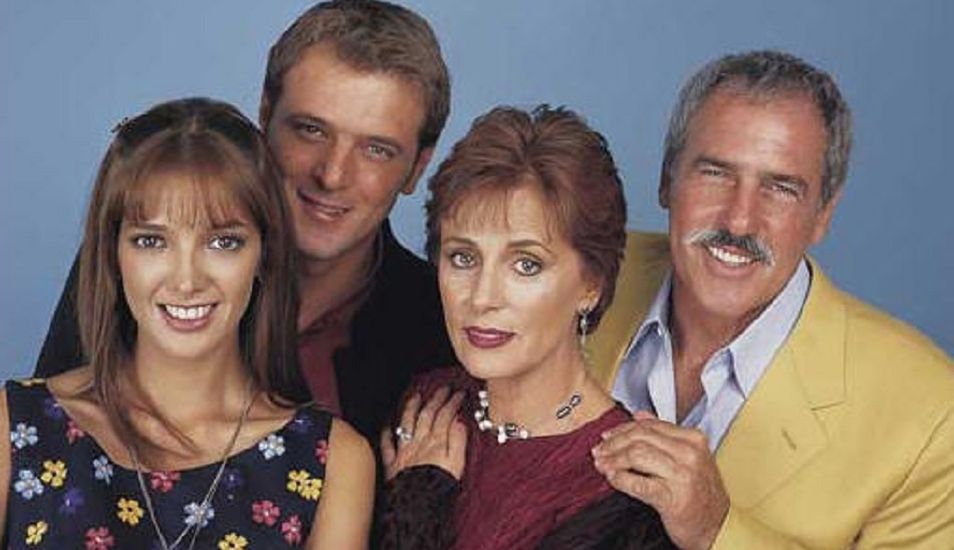 Fue protagonizada por Adela Noriega, René Strickler, Helena Rojo y Andrés García. (Foto: Televisa)