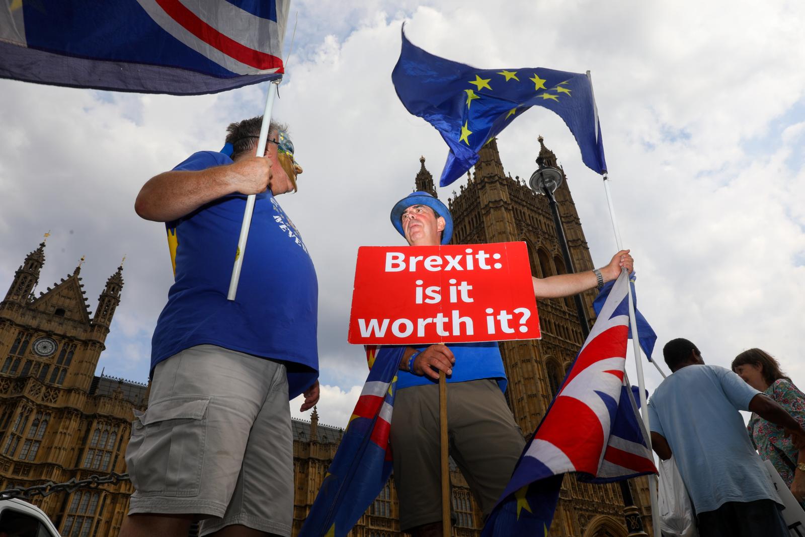 Los jóvenes británicos serán los más afectados por el "brexit", según informe