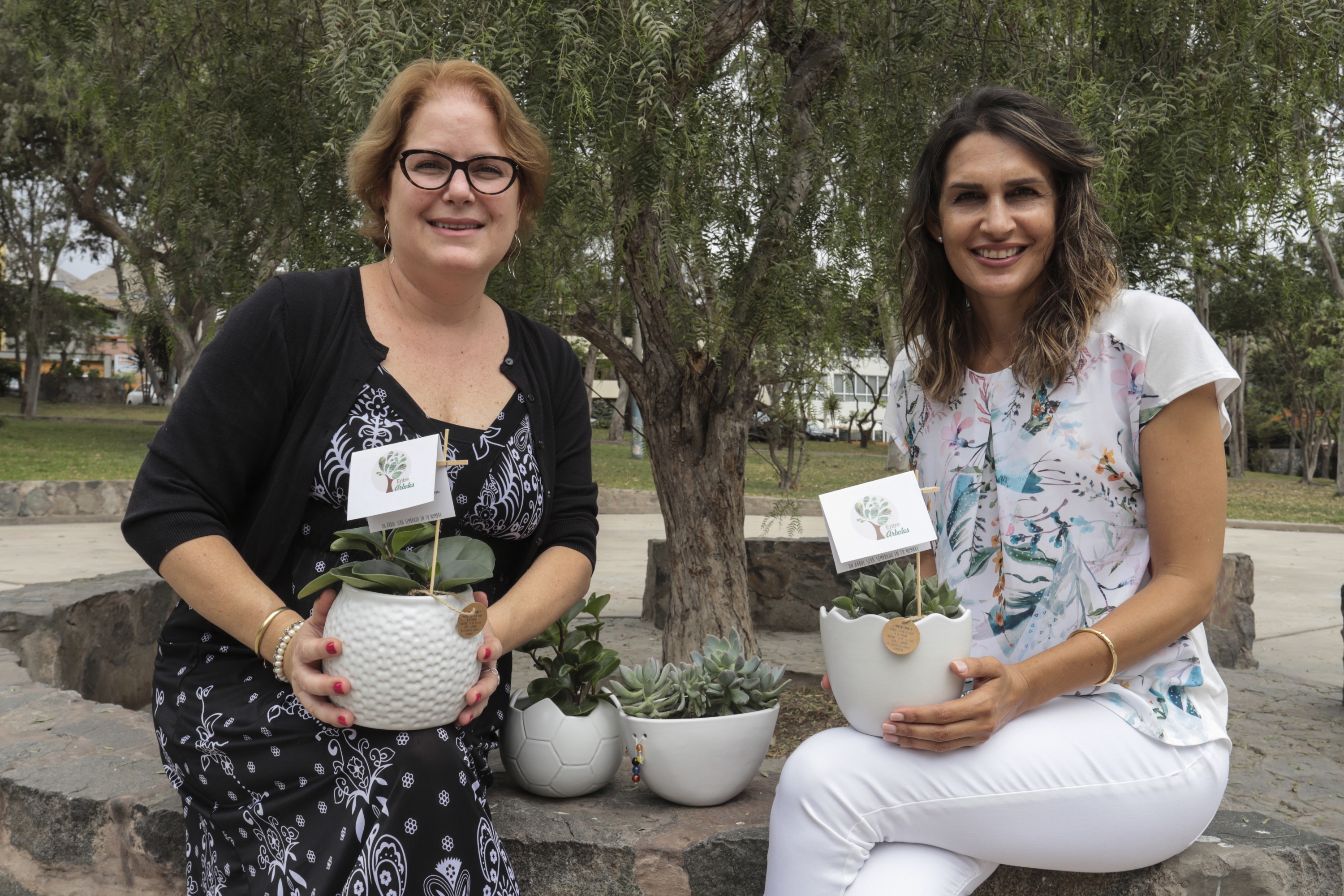 Emprende Trome: Amigas siembran árboles en distintas zonas de Lima